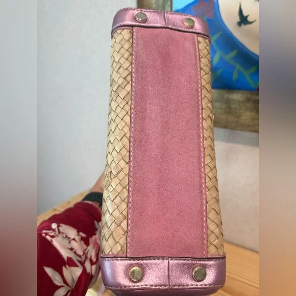 Vintage Coach #4419 straw tote bag with metallic pink leather and suede trim.🎀✨ - Picture 7 of 9